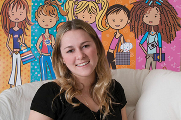 Entrepreneur Establishes Online Community for Girls