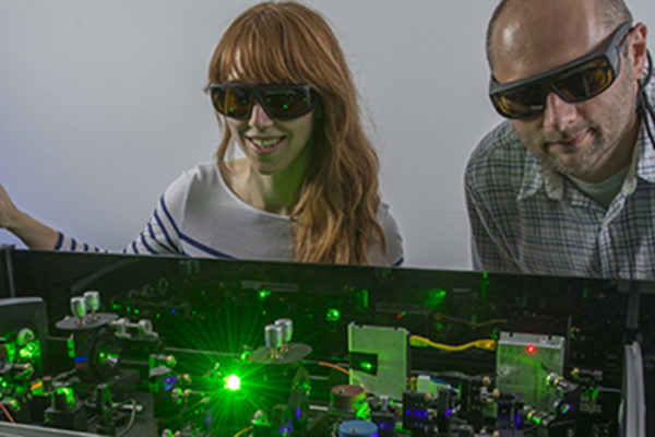 Lab-made complexes are “sun sponges”