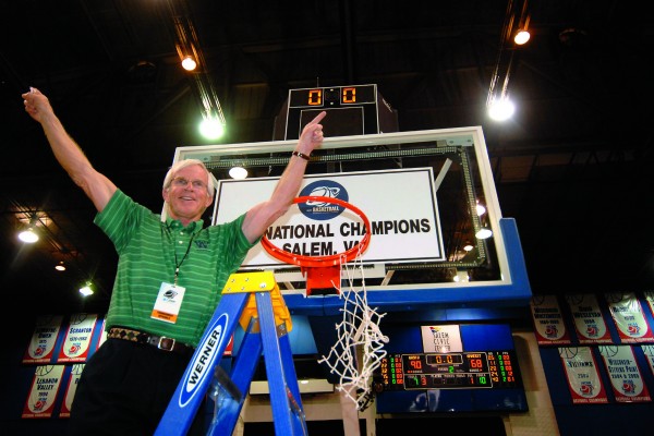 Players and coaches pay tribute