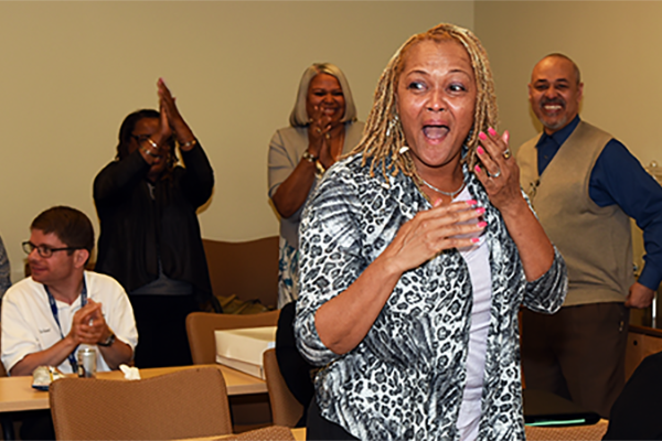 ​Dean honors School of Medicine staff with annual service awards