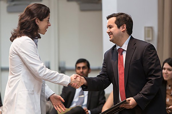 Students honor medical faculty, residents