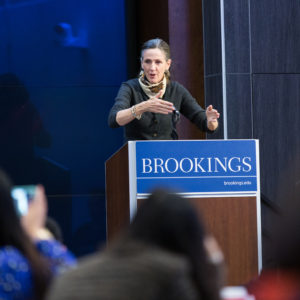 Carol Browner, former director of the White House Office of Energy and Climate Change Policy, speaks to students in the Fudan EMBA program in December 2015. (Courtesy photo)