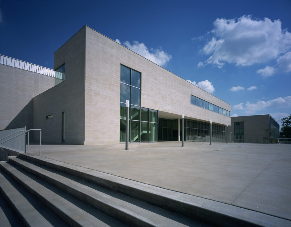 Mildred Lane Kemper Art Museum. (Photo: Robert Pettus/Maki and Associates)