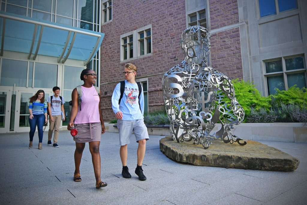 Olin Fleischer Scholars will live and learn on campus, visit St. Louis' top businesses and work together to start a new venture. Photo by James Byard. 