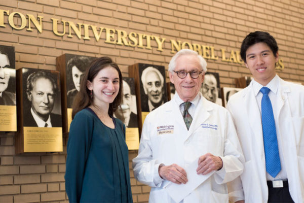 Medical students receive research fellowship, essay award