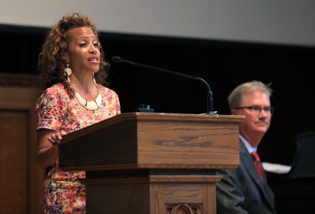Lori White sings