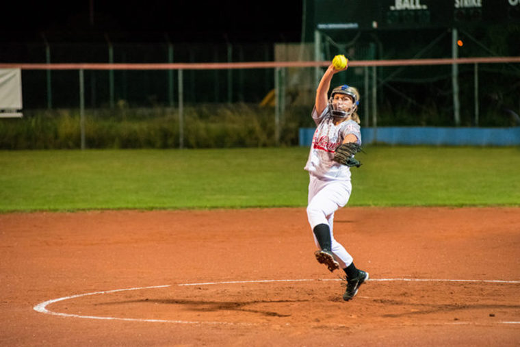 softball pitcher