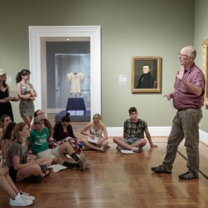 students at St. Louis Art Museum