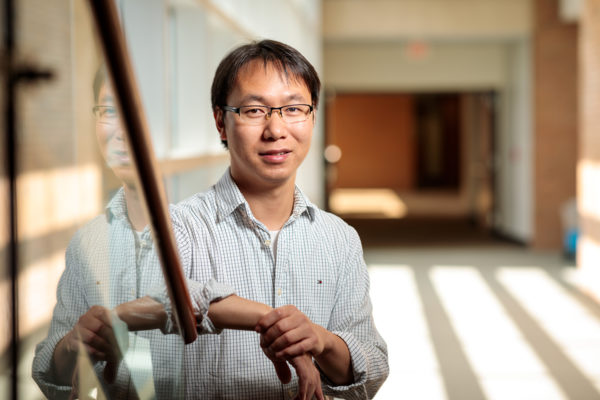 Postdoc researcher Zhang receives STAT honor