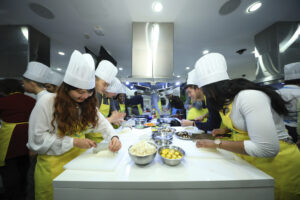 Olin students at cooking class in Shanghai