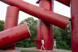 students at Laumeier Sculpture Park