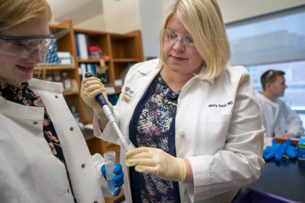 School of Medicine receives award to develop physician-scientists