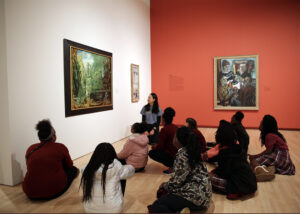 Hawthorn students tour Kemper Museum