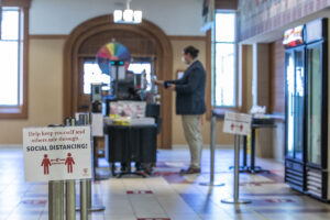 social distancing signs in DUC