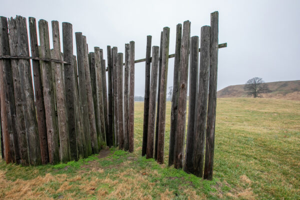 Digging deep to discover why Cahokia collapsed