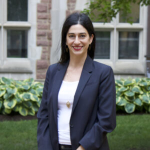 Headshot of Associate Professor Renee Thompson of the Department of Psychological & Brain Sciences