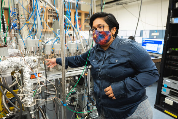 Parai wins CAREER grant to study geochemistry of the deep Earth