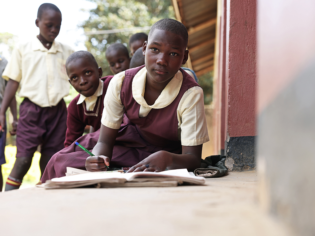 Fred Ssewamala’s aim is to inspire as much as anything. He gives the following advice to students in Uganda: “Believe in yourself. If anyone tells you something can’t be done, tell them to get out of your way.” (Photo: Thomas Malkowicz/Washington University)