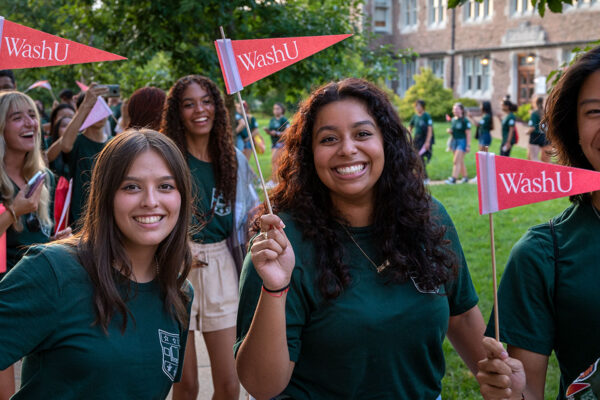 Class of 2027 arrives on campus