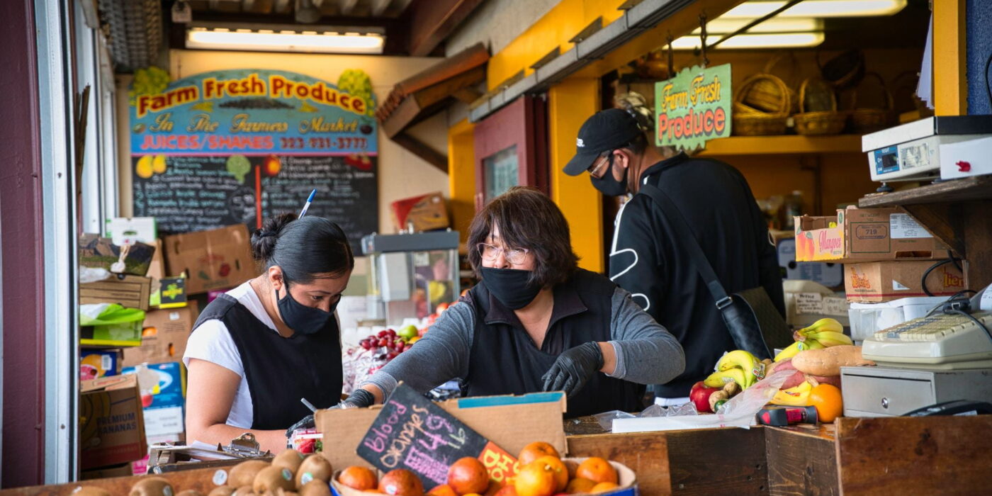 grocery workers