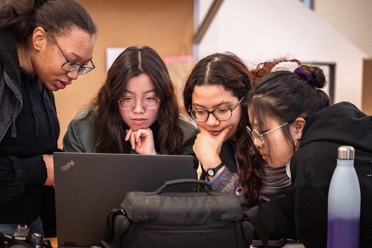 Group looks at computer