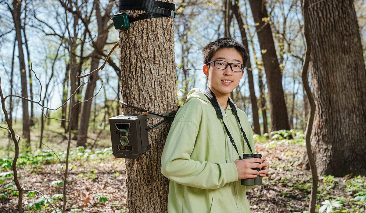 Yunfeng Ge among trees