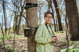 Yunfeng Ge among trees
