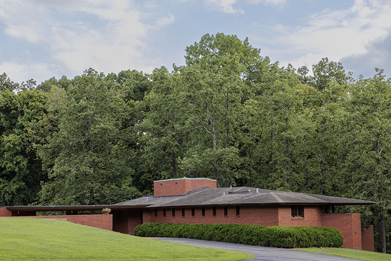 Frank Lloyd Wright House in Ebsworth Park in Kirkwood, MO. Wright designed the house for Russell W. Kraus, who studied art at WashU, and his wife, Ruth Goetz Kruas, LLB ’31.