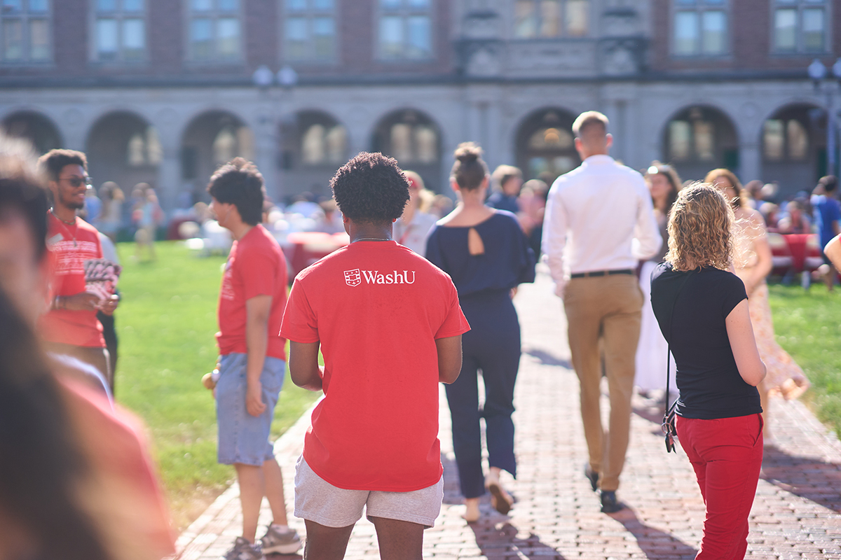 students in Brookings Quad