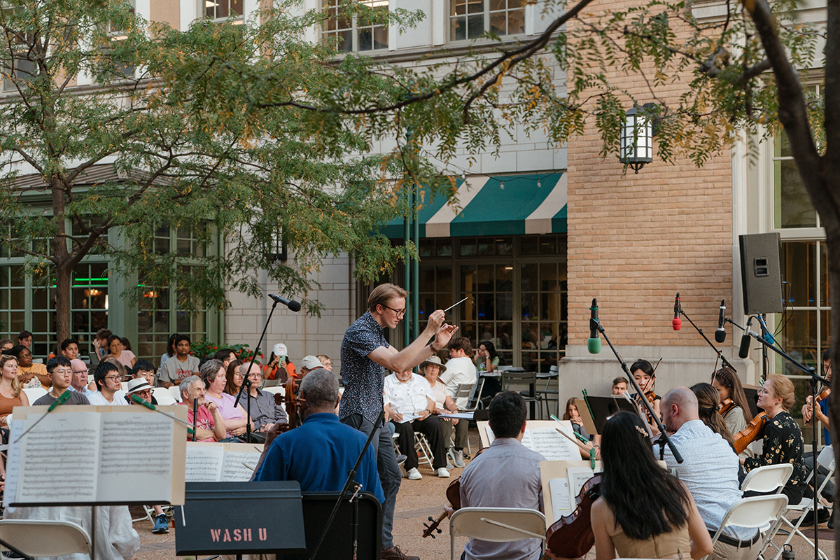 A magical evening with the @stlsymphony and WashU string ensemble 