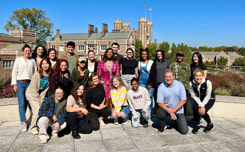 Brown School students meet with local alderwomahn