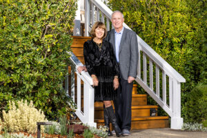 Jay Kaiser, MD ’72, and his wife, Ronnie Kaiser, at their Bay Area-home. The Kaisers are longtime supporters of WashU.