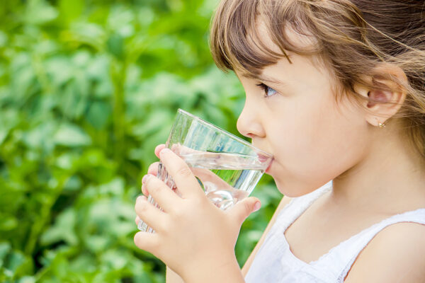 WashU experts defend fluoride with facts