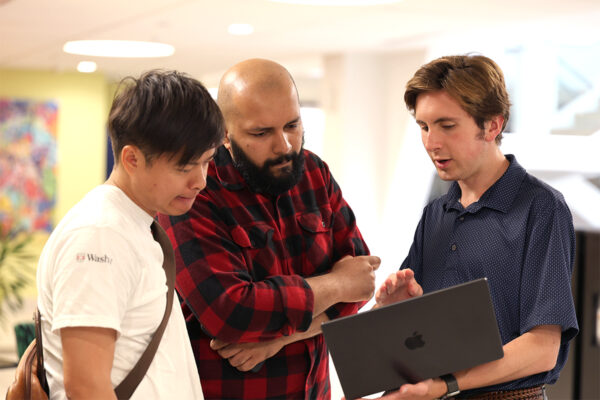 Students in summer program develop AI tools, advance faculty research