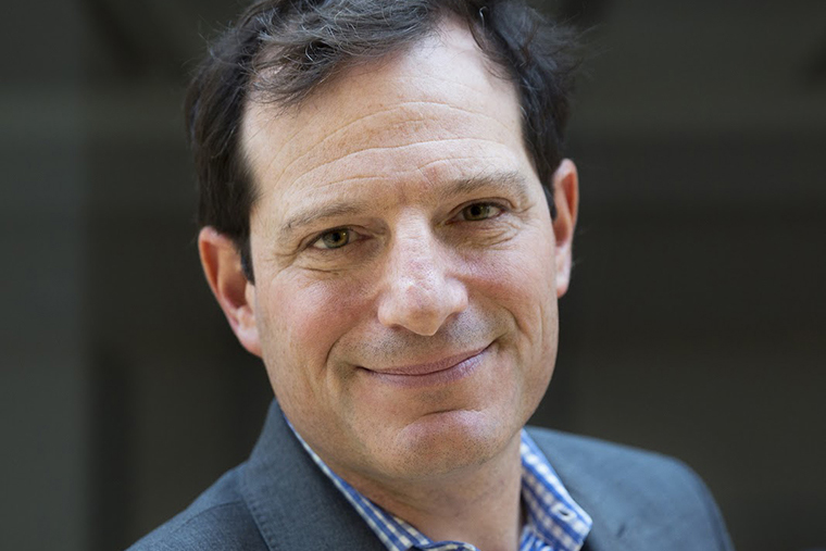 Straus to give Holocaust Memorial Lecture