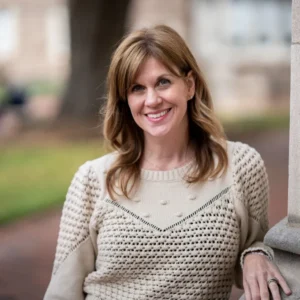 headshot of Brooke Taylor