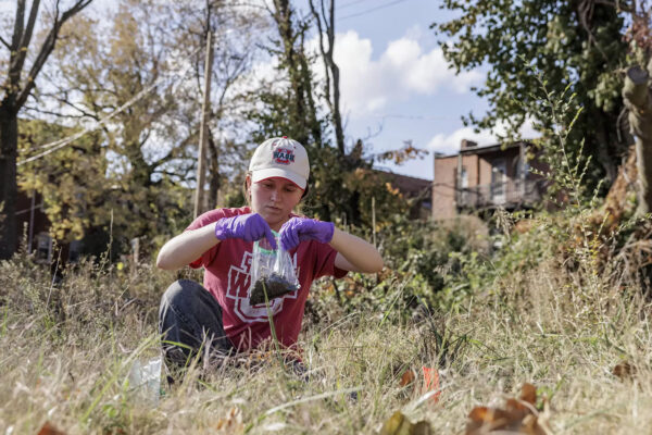 WashU faculty, students search for hidden hazard in tornado’s&nbsp;path