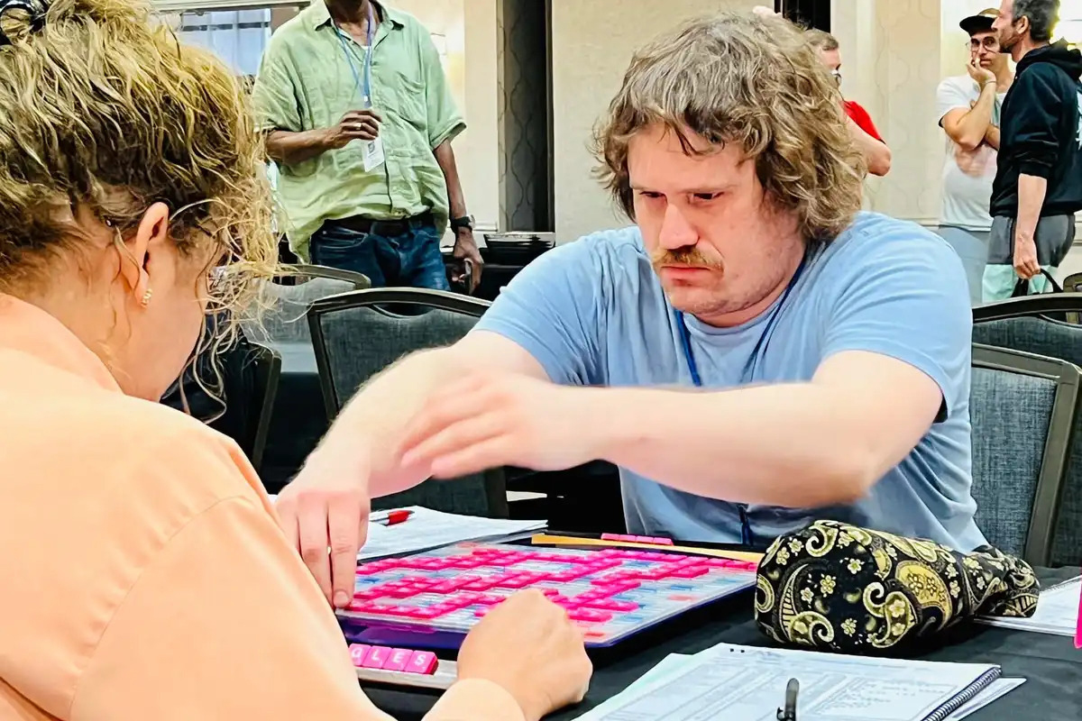 Computer scientist brings math skills to master a word game