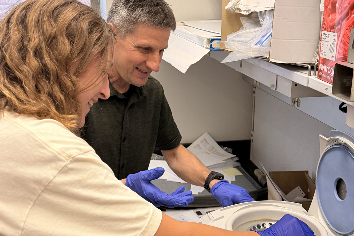 Program encourages hands-on science learning